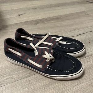 Sperry boat shoes dark blue